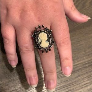 Gorgeous ring!